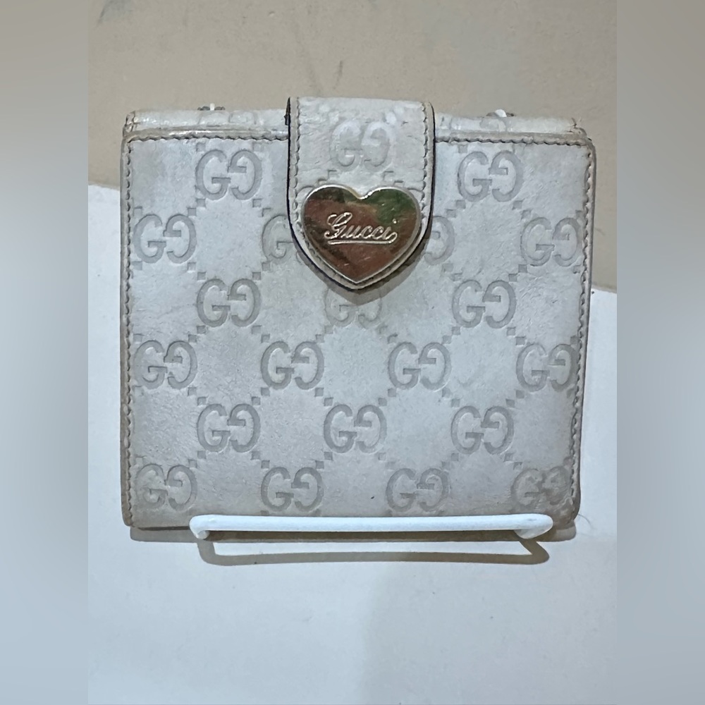 Gucci Guccissma White and Grey Bifold Leather Heart Wallet